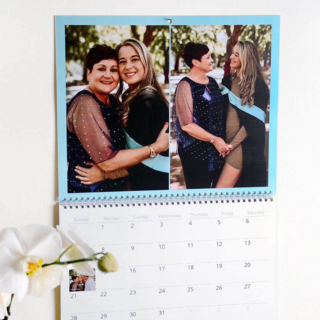 Customizable calendar with personalized photos